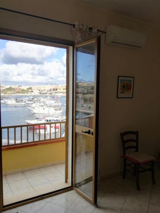 Appartamento “Pelagia” Vista Panoramica Porto Nuovo Lampedusa Kültér fotó